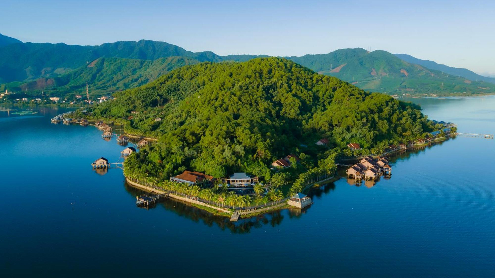 Vedana Lagoon & Resort