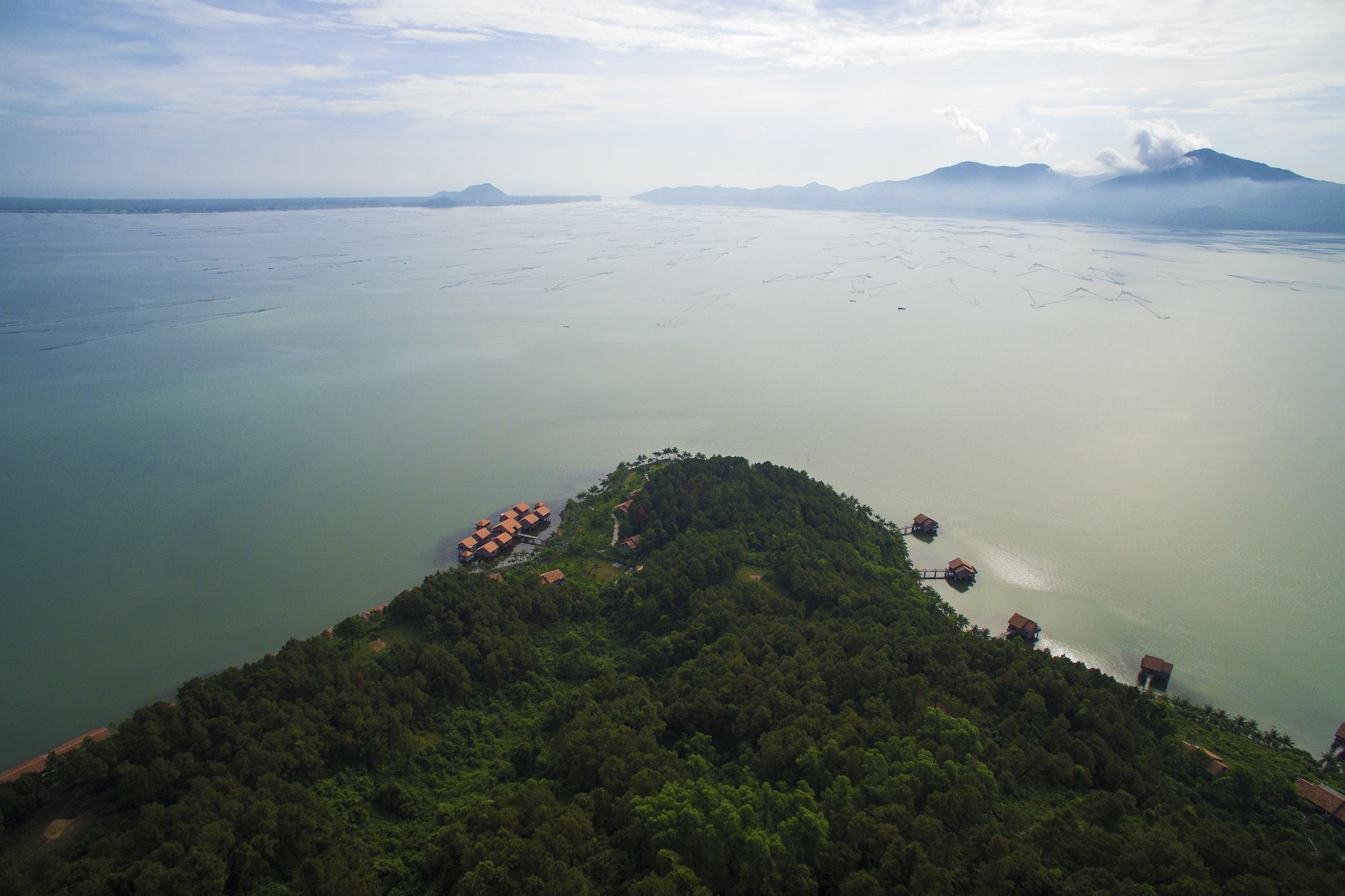 Vedana Lagoon & Hue